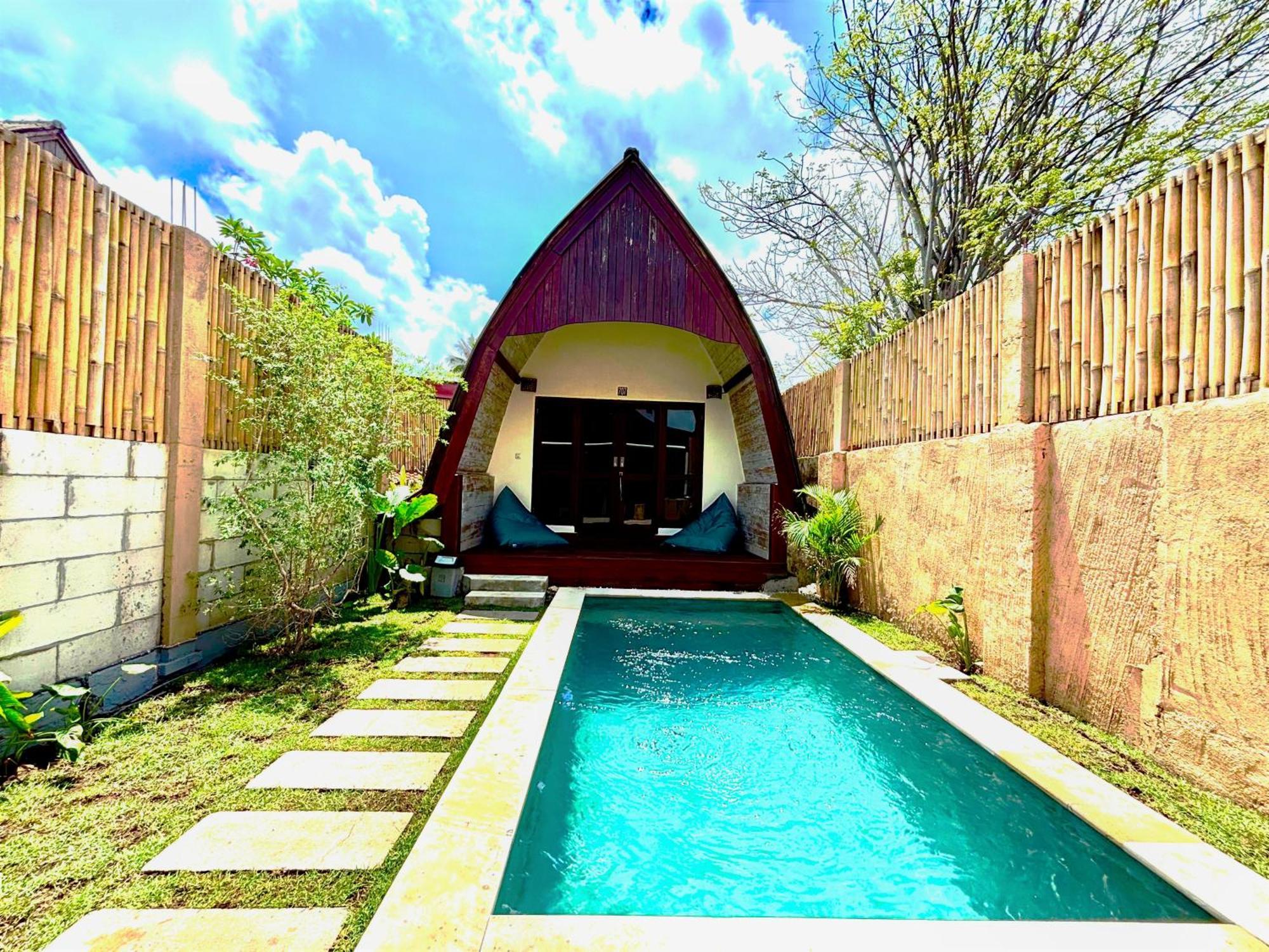 D'Gilian Bungalow Gili Trawangan Esterno foto